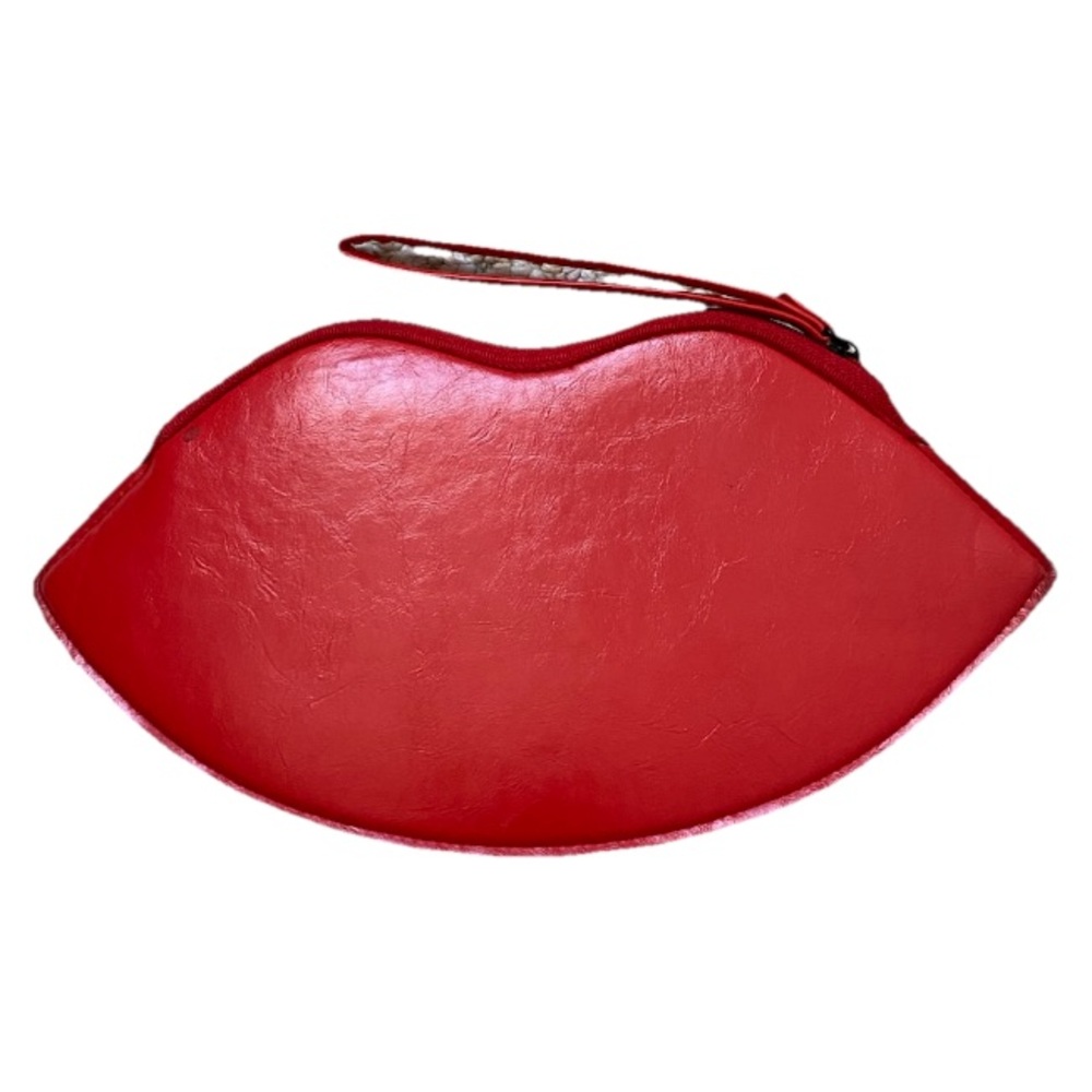BETSEY JOHNSON | Red Lips Wristlet Zipper Clutch - Picture 3 of 9